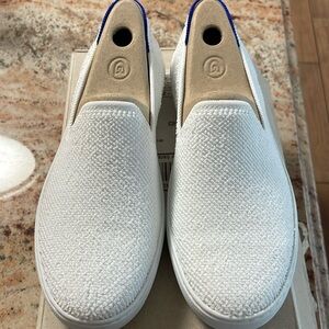 White Terrycloth Rothy’s slip on sneakers women’s size 8